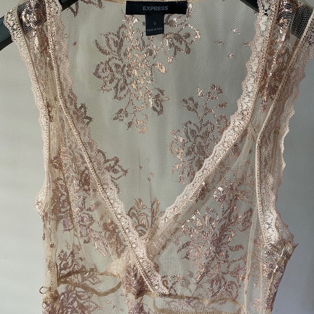 Express Lace top - Picture 2 of 3